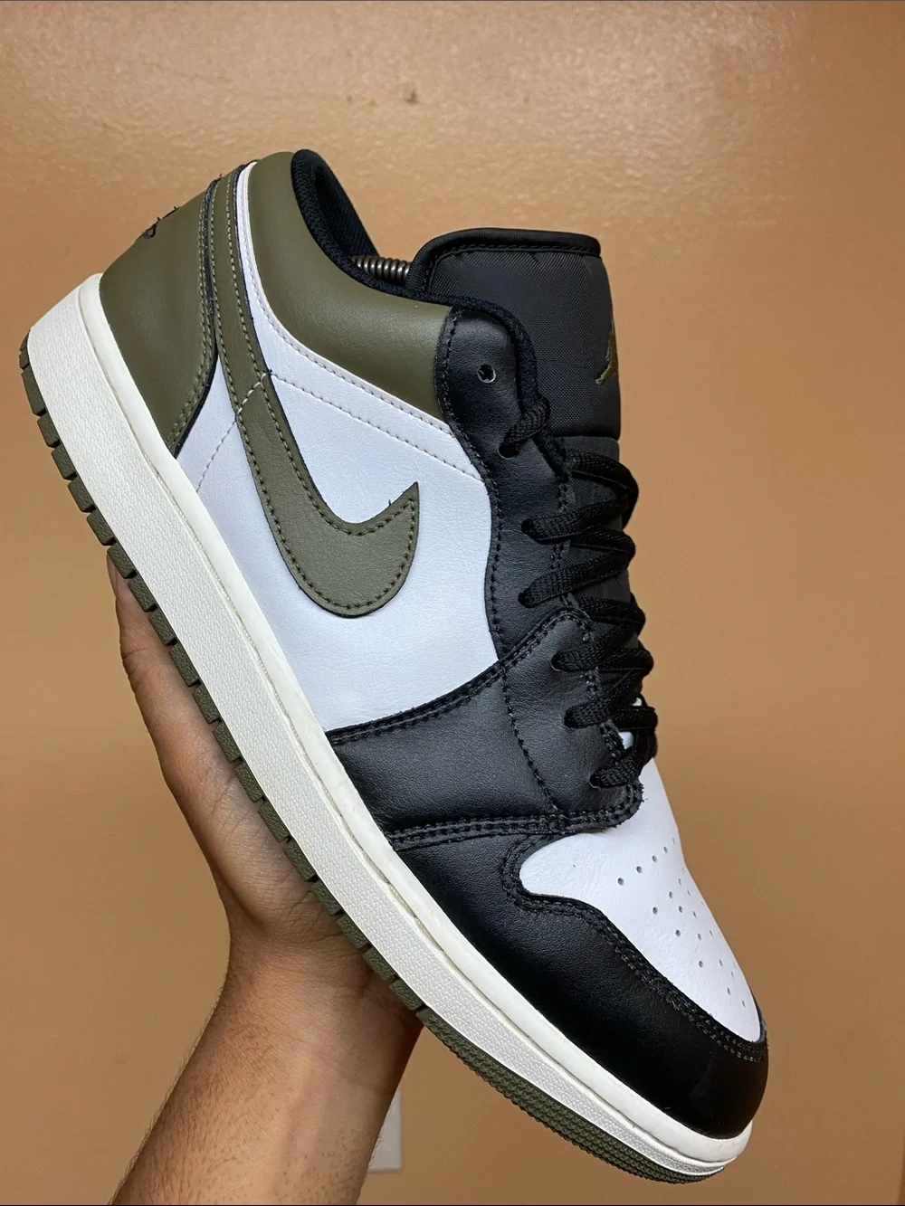 Air Jordan 1 Low “Black Toe Medium Olive” Size 12  553558-092